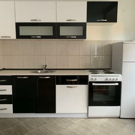 Apartman Teea 公寓 巴尼西卢卡